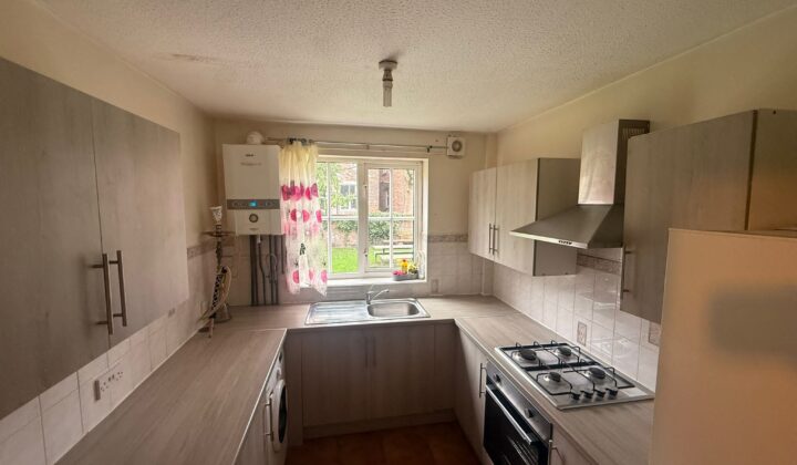 شقة غرفتين وصالة للإيجار