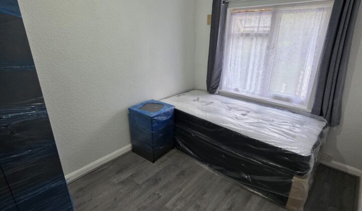 شقة ثلاث غرف