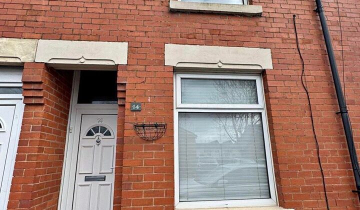 غرفتا نوم حمام واحد