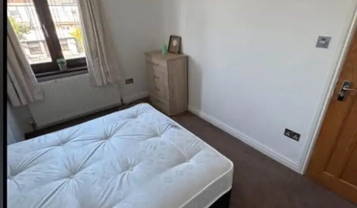 🛏️ غرفة مزدوجة لشخص واحد