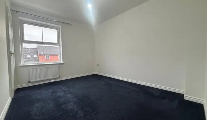 منزل عائلي فسيح للإيجار