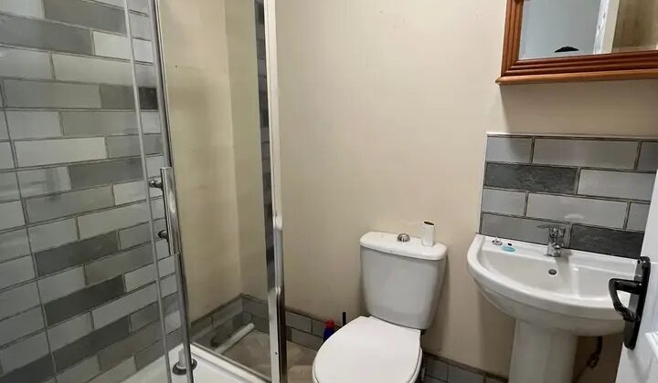 🏠 غرف متاحة للإيجار