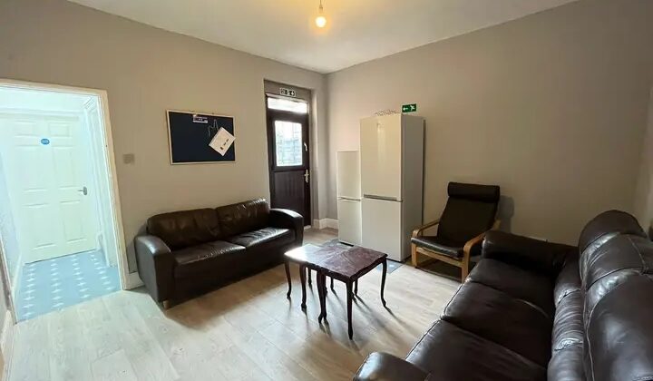 🏠 غرف متاحة للإيجار