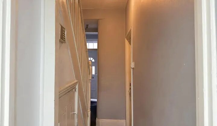 🏡 غرفة للأزواج للإيجار