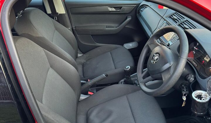 ✨سيارة Skoda للبيع ✨🚗