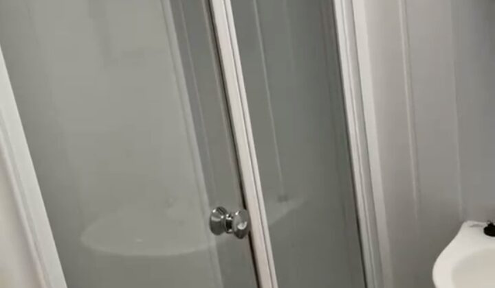 ✨ غرفة كبيرة وجميلة 🛏️✨